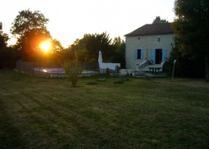 La Roche - Rear Garden with Sunset